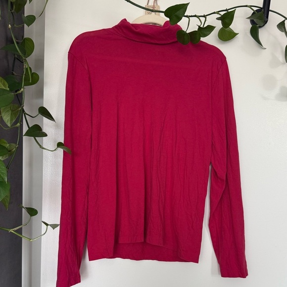 J. Crew Tops - J Crew Women's Hot Pink Long Sleeve Top 100% cotton